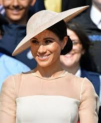 Rather than bifurcate race, they offered up a bicultural blackness, one  that bridged Ms. Ragland's and Ms. Markle's African-American identities  with the black British identity that Ms. Markle is about to enter. |