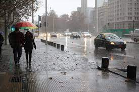 Aqui encontré algunas nuevas fotos de stgo, para compartirlas con uds. A Prepararse Onemi Decreta Alerta Por Fuertes Lluvias Viento Y Nieve En Santiago