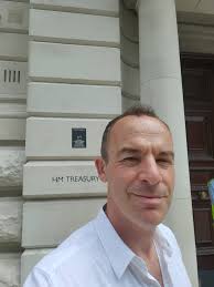 Gareth Shaw (@GarethRShaw)