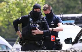 Terrorverdächtiger soldat in belgien nach wochenlanger suche tot aufgefunden. Belgien Nach Amokdrohung Belgien Sucht Den Berufssoldaten Jurgen Conings
