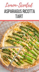 Puff Pastry Asparagus Tart With Ricotta Le Petit Eats Recipe In 2020 Vegetarian Recipes Easy Dinner Recipes Vegetarian Recipes Dinner