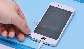 How To Fix Iphone 8 Stuck On Apple Logo Apple Logo Iphone Apple