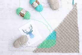 The corner to corner crochet allows you to crochet diagonal stripes that bring lots of impressive visual details to the whole blanket design. How To Corner To Corner Crochet C2c For Beginners