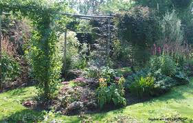 En septembre le travail oscille entre début d'hivernage et. Le Jardin C Est Tout Jardin Rose Lumire D Automne Et Compost