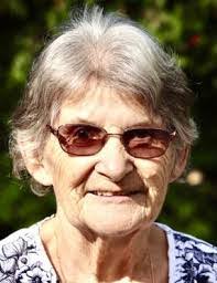 Linda Brindley's Instagram, Twitter & Facebook