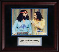 But as the 1970s turned into the '80s and the nation's young people were advised to just say no, cheech and chong's popularity inevitably waned enough to warrant a breakup. Cheech Chong Double Autograph Photo12x14 New England Picture