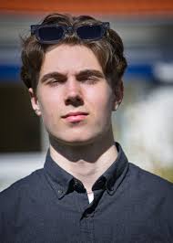 Carl Hedberg på LinkedIn: Praktikplats sökes! Det här är min son Pontus som  är 17 år och har precis…