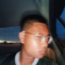 Masked Kylian Mbappé has arrived 👀🇫🇷 (📸: equipedefrance/X)