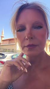 Lorraine Kirk Golding (@lorraine.kirk.gol)