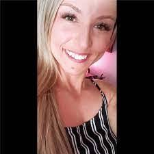 Melissa Stefanski's Instagram, Twitter & Facebook