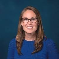 Amanda Bustos's Instagram, Twitter & Facebook