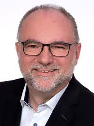 Martina Hagen's Instagram, Twitter & Facebook