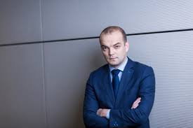 Tuca zbarcea&asociatii este o casa de avocatura ce are o echipa formata din 75 de avocati si 15 parteneri. Juridice