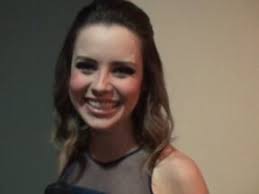 Sandy marca presença no show Criança Esperança