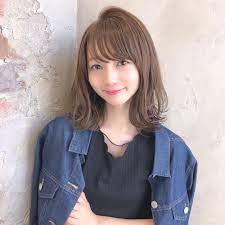 画像に含まれている可能性があるもの 2人 スタイル 髪の毛 前髪
