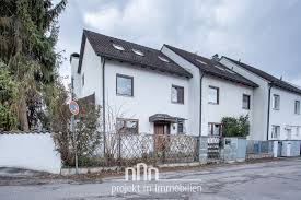 Das haus wurde 1994 (fenster, haustür, küche, bad und wc. Haus Zum Verkauf Spitzingweg 1 82194 Grobenzell Furstenfeldbruck Kreis Mapio Net