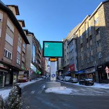 Les horaires d'ouvertures, adresse, téléphone et avis. Vie Pratique Sur Place Andorre Pharmacie De Les Pistes Farmacia De Les Pistes Pas De La Casa Pharmacie Pas De La Case Andorre La Seva Farmacia Al Pas De La Casa Encamp Para Farmacia