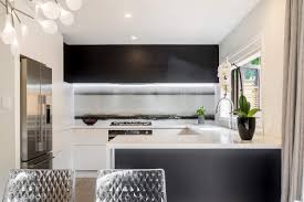 painted & printed glass splashback
