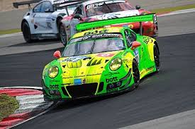 24h nürburgring 2020 ein bisschen stimmung durch fotos von freuden unter den teilnehmern. Porsche Kommt Als Favorit Zum Qualifikationsrennen 24h Nurburgring Motorsport Xl