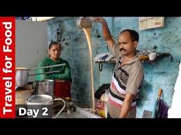 Video Indien Mouth Watering Parsi Food Pani Puri Bademiya And Attractions In Mumbai Travelink Mumbai Food Street Food Food Tours