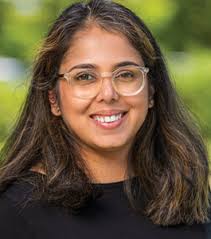 Shruti Gangakhedkar's Instagram, Twitter & Facebook