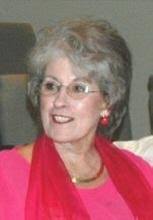 Kellie Tahtinen's Instagram, Twitter & Facebook