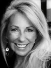 Erin Fell's Instagram, Twitter & Facebook