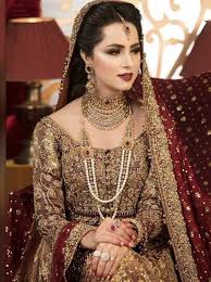 Best Bridal Jewelry Set Ideas 2020 Pakistani Pret Wear In 2020 Pakistani Bridal Makeup Bridal Dresses Pakistan Red Bridal Lehenga Pakistani
