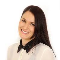 Alina Wallace's Instagram, Twitter & Facebook