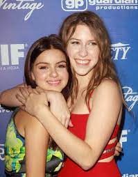 It has been known that eden sher has been rumored to have had relationships with many fellow actors in the past. Ultimate 17 Eden Sher Hot Photo Latest Bikini Swimsuit Pics