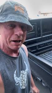 Let's get to see some of these actually offroad? Should it really be called  a Hilux? #4wdtvrigs #OffRoad #4x4 @Simon 4wdTV