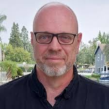 Chris Greazel (@starblade68)