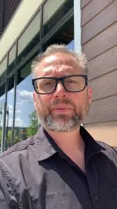 12-3pm today at the Oak Barrell Tavern in Sudbury! Swing by! #doublebassist  #holisticbassist #jazztrio