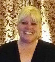 Diane Paradise's Instagram, Twitter & Facebook