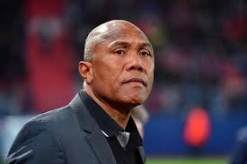 Antoine kombouare manager profile is showing manager's average points per match, performance of his career results (win/draw/loss), career history and specific data like time spent as manager and. Toulouse Antoine Kombouare Est Le Nouvel Entraineur Du Tfc Ce Qu Il Faut Savoir A Son Sujet Actu Toulouse