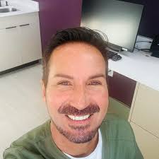 Is Wong's Chinese food reopening in Azle?