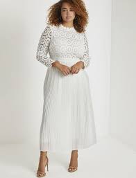 Lace Evening Dress With Pleated Skirt Women S Plus Size Dresses Eloquii Evening Dresses Lace Evening Dresses White Lace Top Dress