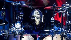 Jordison was one of slipknot's original members, founding the band in 1995 along with percussionist shawn cruhan and bassist paul gray. Ytip9unri0ocdm