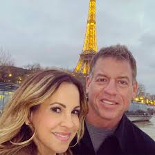 Troy Aikman seemingly announces end of marriage with PDA pics