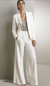 Abiti Da Sposa 2019 Prezzi E Tendenze Smodatamente Abiti Pantaloni Di Moda Vestiti