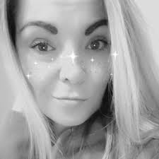 Laura Gerhold (@GerholdLaura)