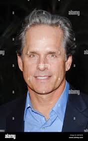 Love n dancing hi-res stock photography and images