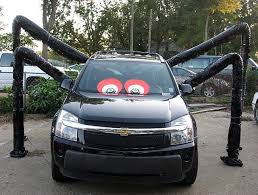 My Trunk Or Treat Spider Car Made With Dryer Hose And Black Garbage Bags Mmumc 2007 Trunk Or Treat Truck Or Treat Halloween Car Decorations