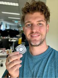 Samsung's new 'luxe' tech product divides