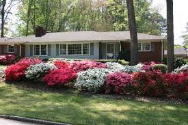 Azalea Landscape Ideas Front Yard Curb Appeal Azaleas Landscaping Front Yard Landscaping