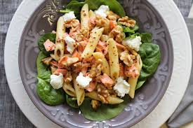 Salade De Pates Au Saumon Et Au Fromage De Chevre Pasta Salad Salad Pasta