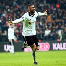 Hangi takıma giderlerse, beşiktaş'a göre şampiyonluk şansını yüzde 30 arttırırlar. Besiktas Macin Mimari Burak Yilmaz