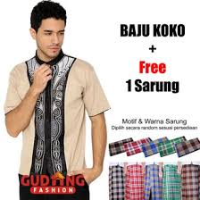 Untuk baju ditambahkan juga kain sarung tenun yang dililit pada pinggang. Jual Produk Terbaru Baju Pria Sarung Termurah Dan Terlengkap Agustus 2021 Bukalapak