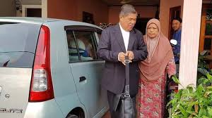 Kota raja mahadi was erected as a defence against raja abdullah ibni almarhum raja jaafar and. Mat Sabu Praised For Staying Humble After Photos Of Him Leaving For Work Go Viral World Of Buzz