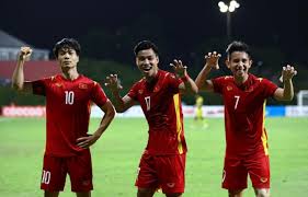 Việt nam đá bán kết gặp u23 timor leste (24/02) u23 lào tự tin quật ngã u23 thái lan ở giải u23 đông nam á 2022 (24/02) Tuyá»ƒn Viá»‡t Nam Nen Gáº·p Singapore Hay Thai Lan á»Ÿ Ban Káº¿t Aff Cup 2020 Bong Ä'a Vietnam Vietnamplus